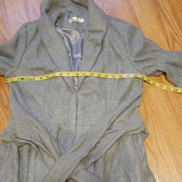 Last 1 - Gray Elegant Dress Jacket - Picture 7 of 7